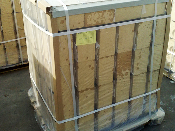 耐火磚打包 耐火磚打包